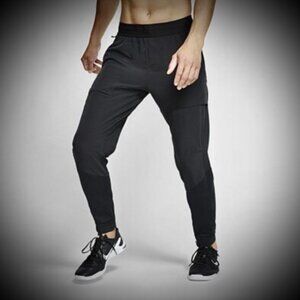 NWOT Nike Men's Tech Pack Running Training Black Pants Running BV3266-011 Size M